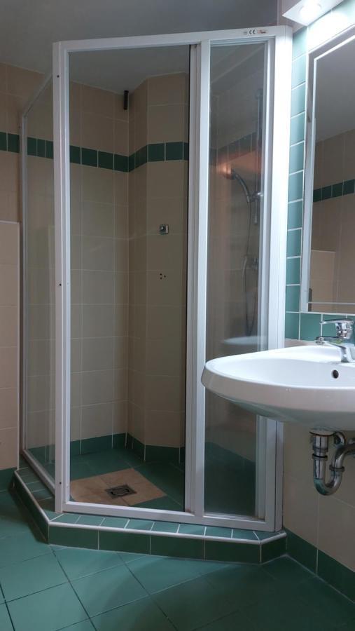 Family Apartman Gyula Zewnętrze zdjęcie